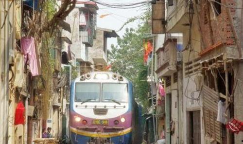 越南人坐中国高铁视频,速度与激情的越南视角