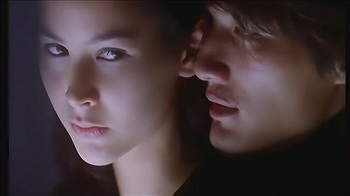 钟丽缇扑倒视频几分,画面太美